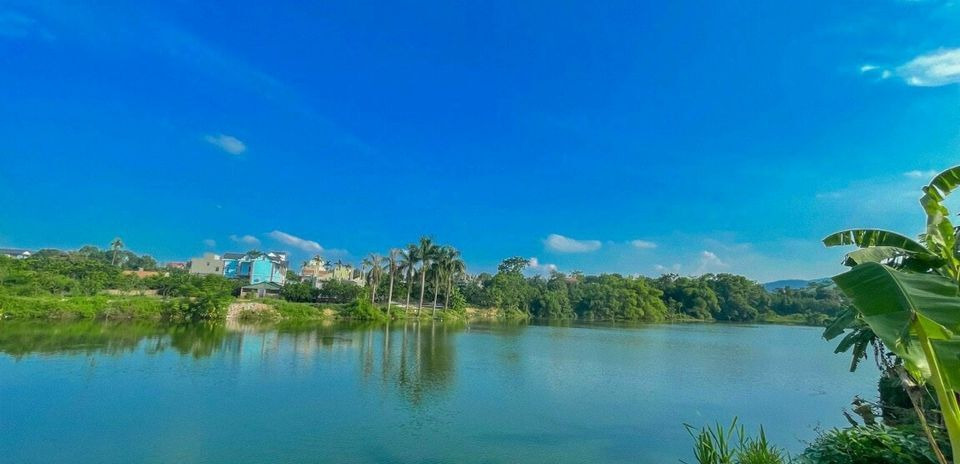 Chỉ nhỉnh 3 tỷ có ngay lô đất đẹp Bám Hồ Phú Sơn
