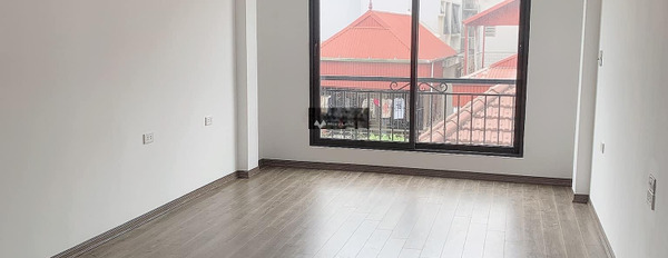 Giá 6.5 tỷ bán nhà có diện tích chính 40m2 Phía trong Tôn Thất Tùng, Đống Đa tổng quan căn nhà này 5 phòng ngủ, 5 WC cám ơn quý khách đã đọc tin-03