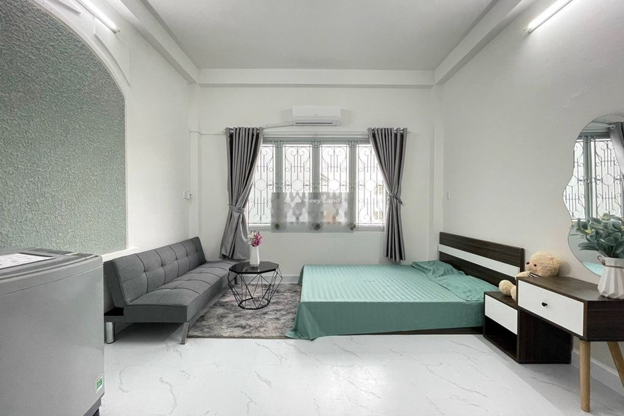 Có một diện tích 36m2 cho thuê phòng trọ vị trí hấp dẫn nằm ở Tân Phú, Hồ Chí Minh nội thất hiện đại-01