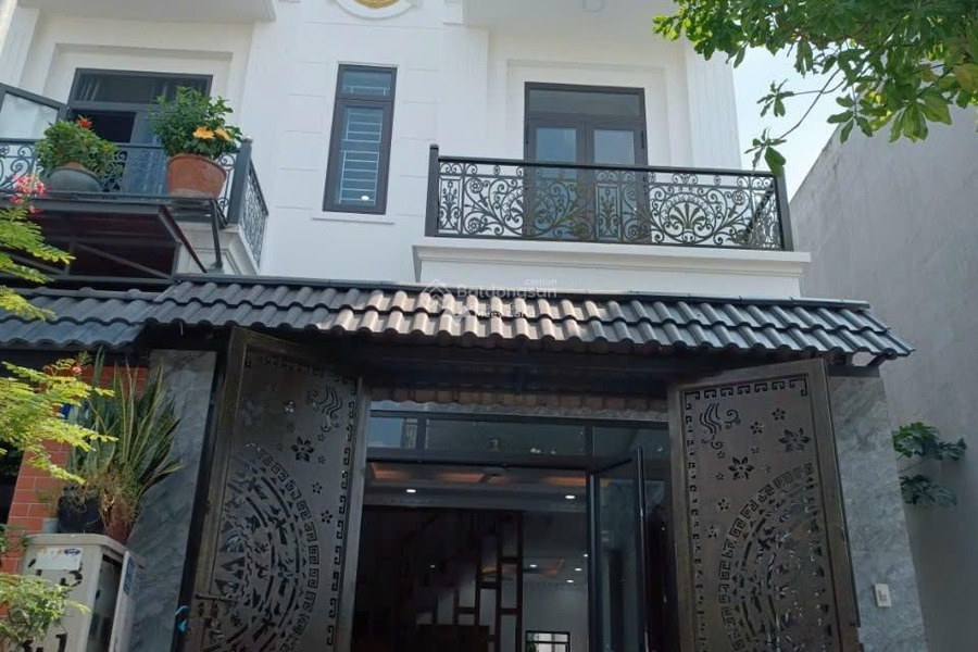 Nhà có 4 PN bán nhà bán ngay với giá bất ngờ 3.65 tỷ có diện tích gồm 63m2 vị trí tại Phú Hòa, Thủ Dầu Một-01