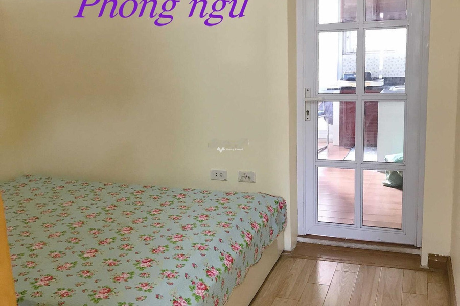 Vị trí đẹp nằm ngay Nguyên Hồng, Hà Nội, cho thuê chung cư thuê ngay với giá cực sốc từ 6 triệu/tháng, trong căn hộ này gồm 1 PN, 1 WC gặp để trao đổi-01