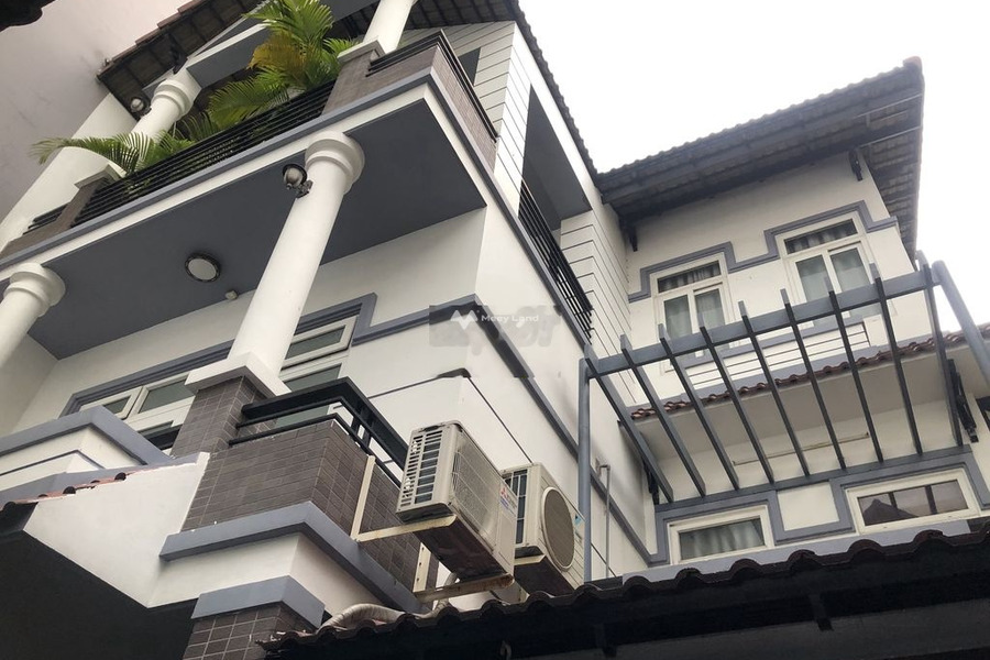 Nhà gồm 8 phòng ngủ, cho thuê nhà, thuê ngay với giá khởi đầu từ 79 triệu/tháng có diện tích quy ước 200m2 vị trí thuận lợi ngay ở Tân Định, Quận 1-01