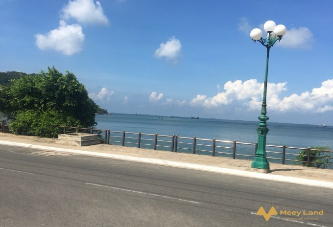 Bán đất mặt tiền Trần Phú hướng Tây Bắc, view nhìn trực diện ra biển, phường 5