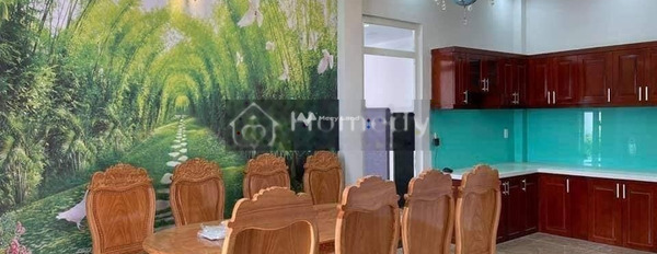 Bán nhà ở diện tích 230m2 bán ngay với giá đề xuất 12.5 tỷ vị trí thuận lợi tọa lạc ở Tiền Lân, Hồ Chí Minh-02