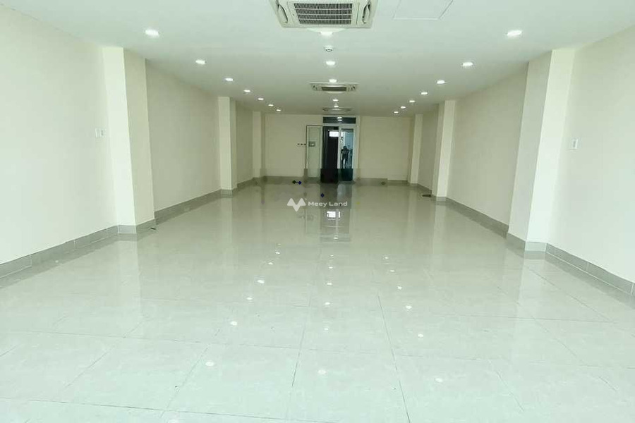 Vị trí đặt tọa lạc ngay tại Nguyễn Trọng Tuyển, Phường 15 cho thuê sàn văn phòng có diện tích gồm 60m2 nội thất nguyên vẹn Hỗ trợ setup theo yêu cầu.-01