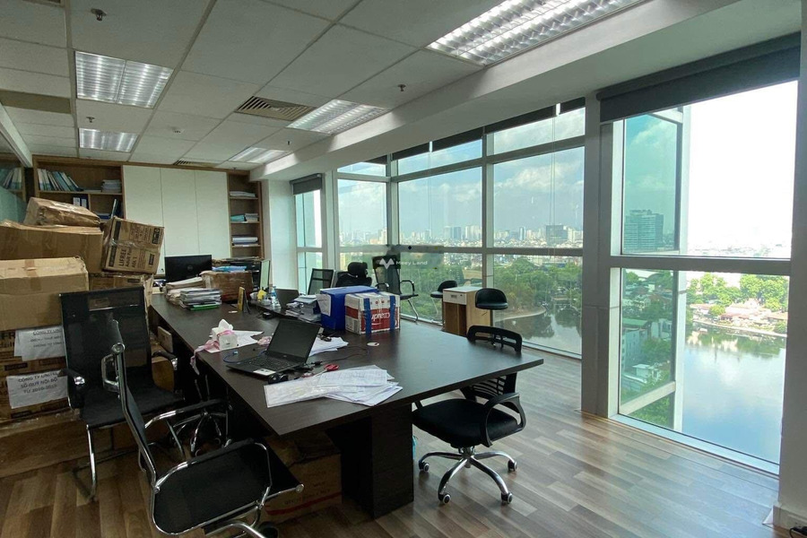 Cho thuê sàn văn phòng thuê ngay với giá rẻ 45 triệu/tháng vị trí đặt ở tại Hoàn Kiếm, Hà Nội có diện tích 150m2-01