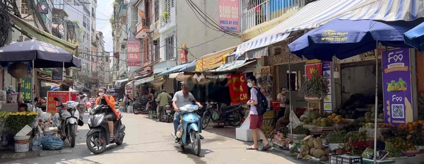 Siêu vị trí kinh doanh buôn bán mặt ngõ chợ Khâm Thiên lô góc, ô tô 5 -02