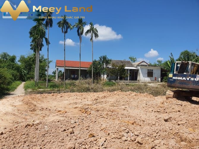 Vị trí nằm ngay ở Quảng Phú, Thừa Thiên Huế bán đất giá không môi giới 580 triệu có một diện tích 100 m2, lộ lưu thông rộng 5 m-01