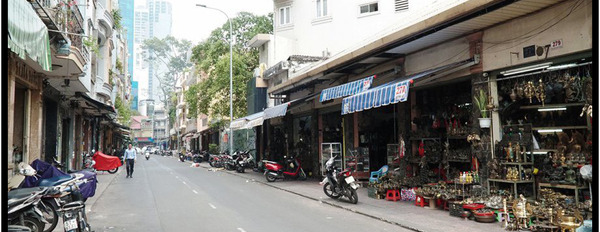 Nhà phố tiện kinh doanh 68m2 Lê Công Kiều cạnh chợ Bến Thành Quận 1, Hồ Chí Minh-02
