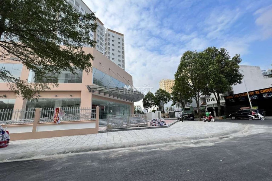 Bán căn hộ vị trí đẹp nằm tại Đường Số 2, Hồ Chí Minh với diện tích là 74m2 căn hộ có tổng Nội thất cao cấp-01