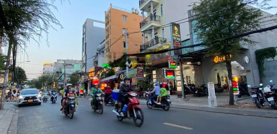 Vị trí đặt tọa lạc ngay trên Phường 8, Hồ Chí Minh bán nhà bán ngay với giá khởi đầu 11.5 tỷ diện tích rộng 72m2 cảm ơn đã xem tin