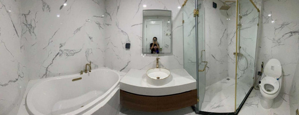 Ở Đông Ngạc, Hà Nội bán chung cư bán ngay với giá thương lượng chỉ 4.5 tỷ, hướng Đông - Nam, ngôi căn hộ gồm có 3 PN, 2 WC sổ hồng chính chủ-03