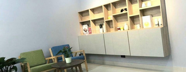 Diện tích 130m2 bán nhà ở vị trí đặt ở Tiến Hưng, Bình Phước hướng Bắc nhà bao gồm có 5 phòng ngủ 6 WC vị trí thuận lợi-02