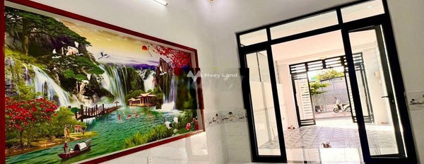 Bán nhà diện tích gồm 100m2 Nằm ngay trên Hóc Môn, Hồ Chí Minh giá bán đề cử chỉ 5.2 tỷ căn nhà có 2 phòng ngủ, 2 WC-02