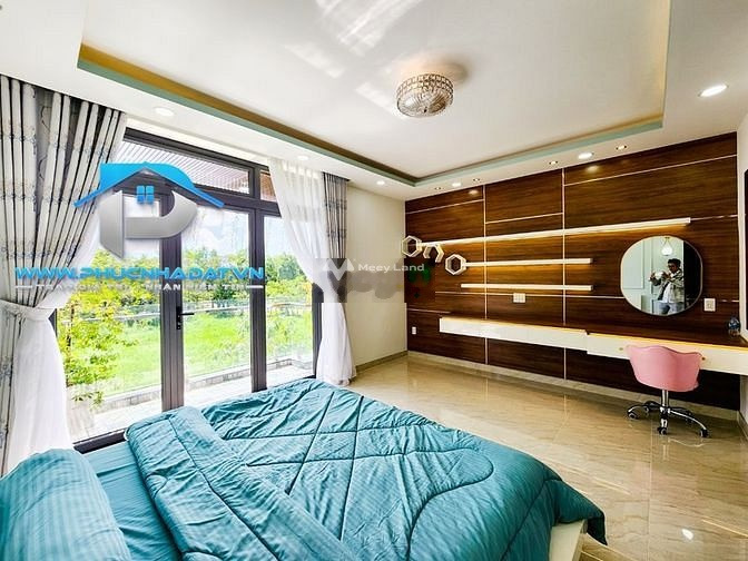 Nhà bao gồm 4 phòng ngủ bán nhà bán ngay với giá tốt nhất 13.5 tỷ có diện tích gồm 90m2 vị trí đẹp ngay ở Nguyễn Lương Bằng, Phú Mỹ-01