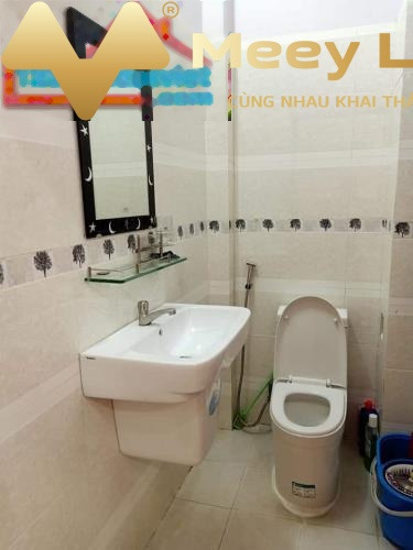 Vị trí thuận lợi nằm tại Quận 12, Hồ Chí Minh bán nhà vào ở luôn giá giao động từ 4.8 tỷ dt 80 m2 trong căn này gồm có 3 PN liên hệ chính chủ.-01