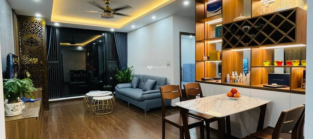 Diện tích 84m2, bán chung cư giá bán bất ngờ 3.85 tỷ vị trí đặt ở tại Hạ Đình, Hà Nội, hướng Nam, tổng quan căn hộ gồm 2 PN, 2 WC giá hợp lý