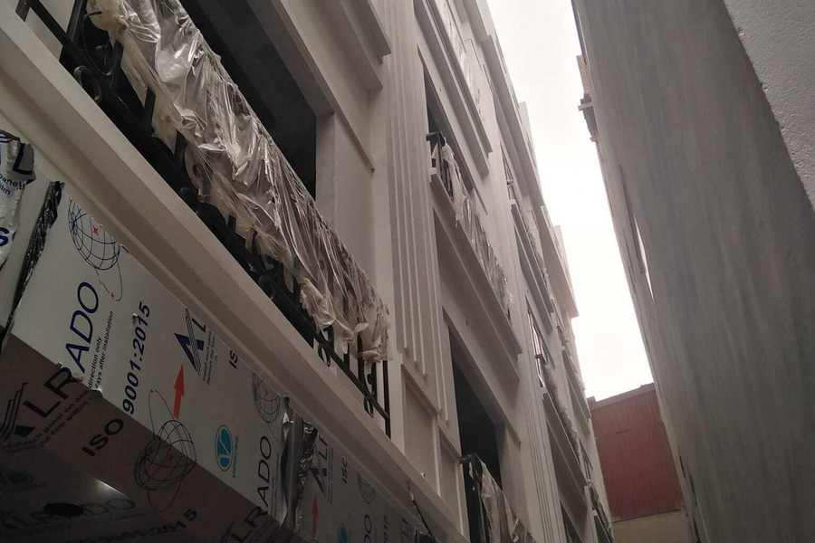 Bán nhà xây mới kính koong ngõ phố Vĩnh Hưng, 32m2 x 5 tầng, mặt tiền 4,5m, sổ đỏ, giá 2,95 tỷ-01