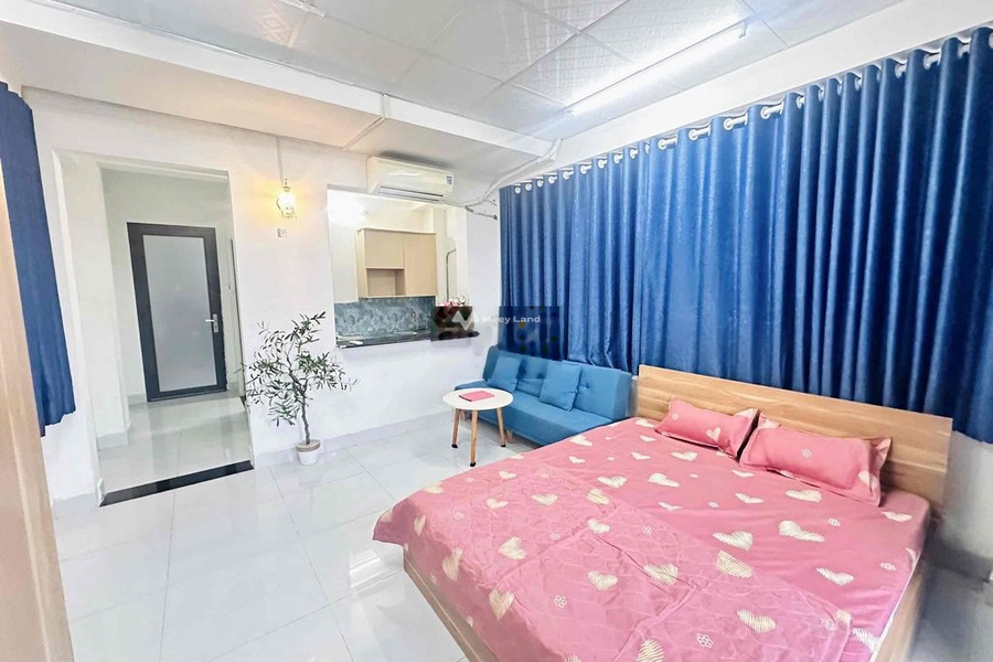 Cho thuê căn hộ, vị trí thuận lợi tọa lạc tại Phường 12, Tân Bình giá thuê hợp lý 7.5 triệu/tháng diện tích trong khoảng 40m2-01