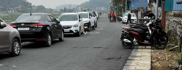 Bán nhanh bên Minh Khai - xã Minh Tân bên em có lô 3 - 60 m2 -03