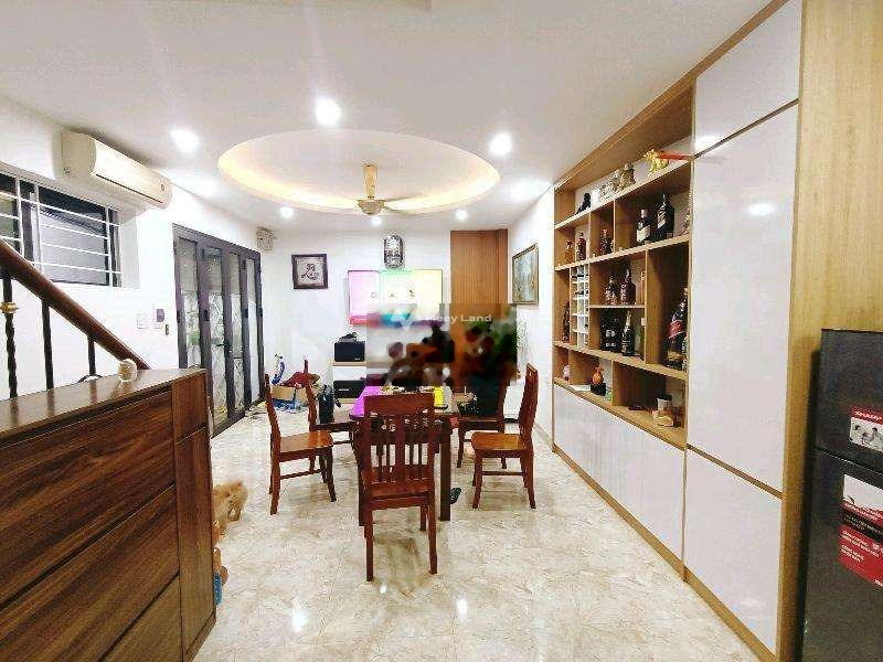 Căn này có tổng 3 PN, bán nhà ở có diện tích rộng 38m2 bán ngay với giá đặc biệt từ 6.1 tỷ ở Thanh Lương, Hà Nội-01