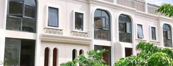 Bán nhà ở diện tích rộng 275m2 bán ngay với giá ưu đãi từ 7.6 tỷ vị trí nằm trên Bình Chánh, Hồ Chí Minh-02