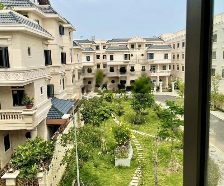 6 PN, bán biệt thự có diện tích sàn 220m2 giá bán cực tốt 35 tỷ vị trí thuận lợi ngay tại Phan Văn Trị, Hồ Chí Minh-01