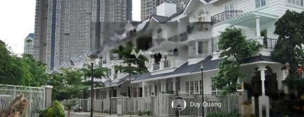 Nhà này có 5 phòng ngủ, bán biệt thự có diện tích tổng 147m2 bán ngay với giá cực mềm chỉ 50 tỷ vị trí ngay tại Nguyễn Hữu Cảnh, Phường 22-03