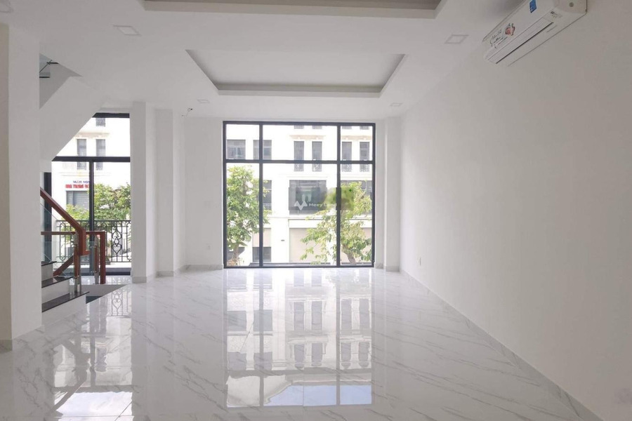 Nhà này gồm có 1 phòng ngủ, cho thuê nhà, giá thuê giao lưu 7 triệu/tháng có diện tích quy ước 126m2 tọa lạc ngay ở Quận 9, Hồ Chí Minh-01