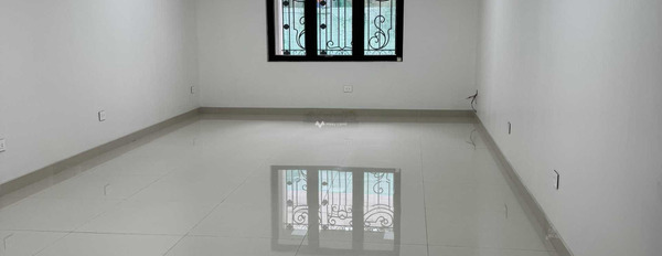Cho thuê nhà vị trí nằm ngay ở Nguyễn Đức Cảnh, Hải Phòng. Diện tích 159m2-03