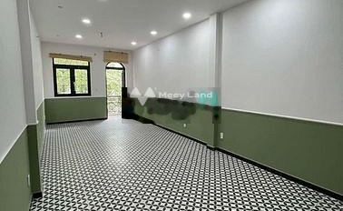 Gồm có 2 phòng ngủ, cho thuê biệt thự có diện tích khoảng 70m2 giá thuê hấp dẫn từ 17 triệu/tháng vị trí thuận lợi nằm tại Phường 6, Gò Vấp-02