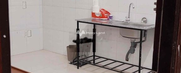 Diện tích 20m2 cho thuê phòng trọ vị trí mặt tiền ngay Hải Châu, Đà Nẵng giá thuê khủng 2.5 triệu/tháng-02