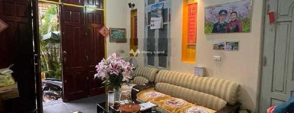 Vị trí mặt tiền ngay Hoàng Mai, Hà Nội bán nhà bán ngay với giá thương lượng chỉ 14 tỷ trong nhà tổng quan có tổng 6 phòng ngủ 6 WC-02