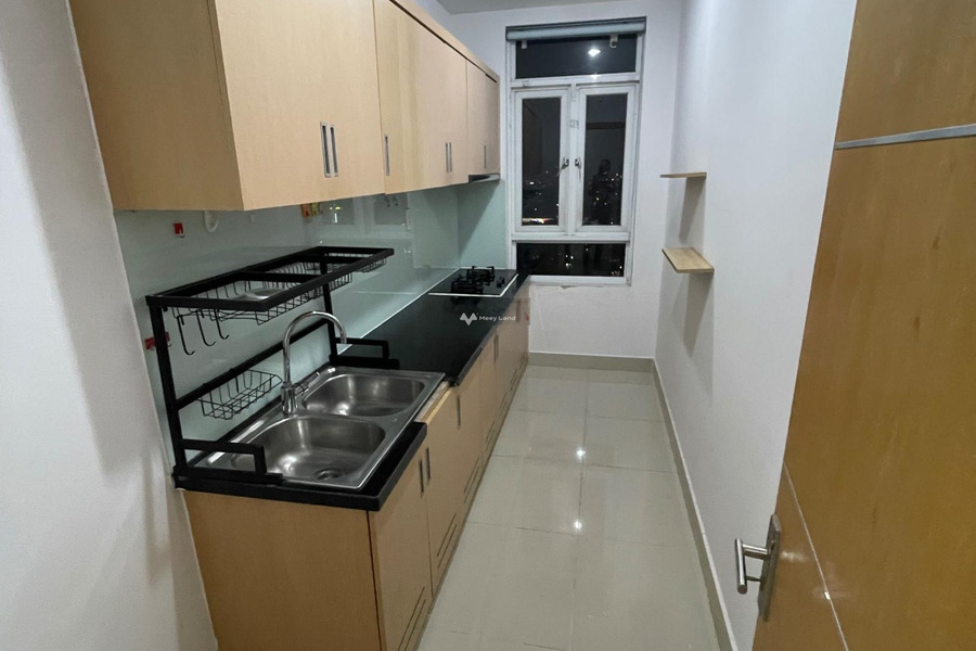 Trong căn này có 2 PN, cho thuê căn hộ vị trí ngay ở Tân Hưng, Hồ Chí Minh, 1 WC nội thất sang trọng-01