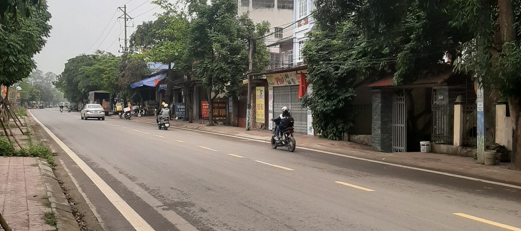 Chính chủ bán mảnh đất mặt đường Trường Chinh, Đồng Xuân, Phúc Yên, 365m2, mặt tiền 16m