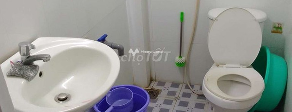 Diện tích 40m2 cho thuê phòng trọ thuê ngay với giá khởi điểm 2.5 triệu/tháng-02