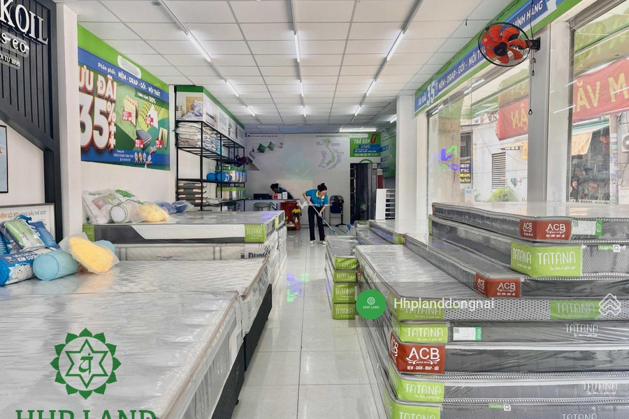 Cực sốc cho thuê cửa hàng có diện tích rộng 81m2 vị trí mặt tiền tọa lạc ngay tại Biên Hòa, Đồng Nai thuê ngay với giá khủng 25 triệu/tháng-01