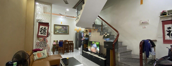 Cho thuê nhà, giá thuê vô cùng rẻ 15 triệu/tháng diện tích rộng lớn 60m2 mặt tiền tọa lạc ngay tại Hoàng Mai, Hà Nội-03