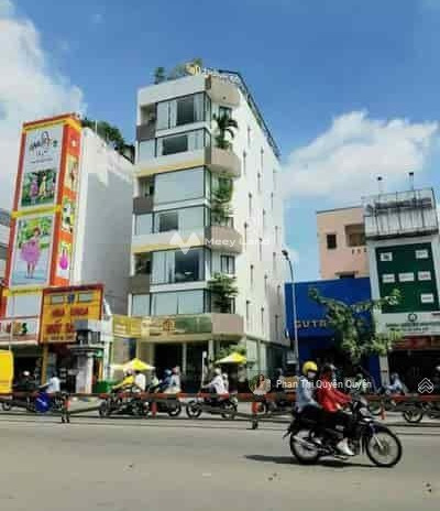 Bán nhà bán ngay với giá siêu ưu đãi 61 tỷ có diện tích chung là 155m2 nằm trên Phú Nhuận, Hồ Chí Minh