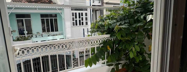 Cho thuê nhà vị trí ở Nha Trang, Khánh Hòa, giá thuê chính chủ chỉ 18 triệu/tháng với tổng diện tích 55m2, tổng quan ở trong nhà 4 PN-03