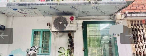 DT 14m2 bán nhà ở vị trí đặt gần Tân Phú, Hồ Chí Minh trong căn này gồm có 2 phòng ngủ 1 WC hãy nhấc máy gọi ngay-03