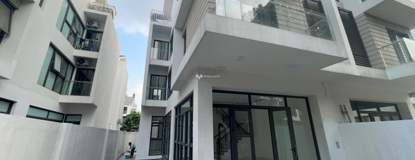 Trong nhà này có tổng 4 PN, cho thuê nhà, giá bàn giao chỉ 28 triệu/tháng có diện tích trung bình 180m2 trong Dương Nội, Hà Nội-02