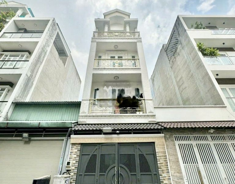 Cho thuê nhà với diện tích rộng 84m2 vị trí nằm tại Phú Thạnh, Tân Phú giá thuê cạnh tranh 18 triệu/tháng, trong nhà tổng quan gồm 4 PN, 3 WC-01