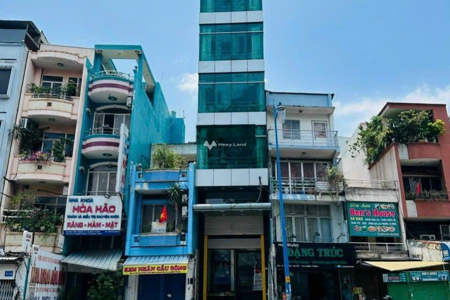 Bán nhà vị trí đặt ở trong Lê Quang Định, Hồ Chí Minh bán ngay với giá khởi điểm từ 17 tỷ diện tích gồm 90m2 căn nhà bao gồm 16 phòng ngủ-01