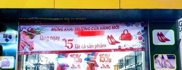 Sang nhượng shop giày, túi tại trung tâm quận Long Biên Hà Nội-02