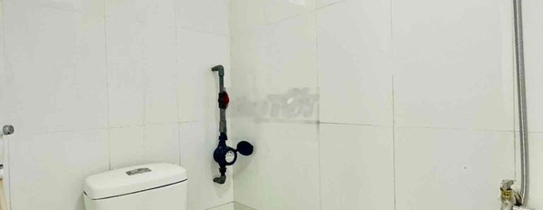 Phòng Có Gác Rộng 35m2 - Cửa Sổ Bancol Siêu Thoáng Ngay Tân Hoà Đông -02