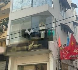 Vị trí thuận lợi tọa lạc ngay tại Nguyễn Thượng Hiền, Phú Nhuận cho thuê nhà giá thuê đề cử từ 22 triệu/tháng, trong nhà này có tổng 4 phòng ngủ, 5 WC-02