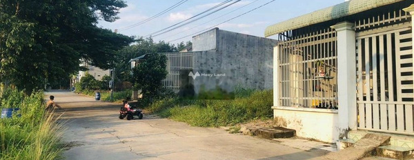 Giá bán thương mại từ 750 triệu, Bán đất có diện tích gồm 200m2 vị trí đẹp tọa lạc trên Tân Định, Bến Cát liên hệ ngay để được tư vấn-03