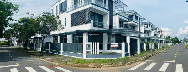 Bán liền kề diện tích tổng là 160m2 vị trí đặt nằm trên Trường Thạnh, Hồ Chí Minh, ngôi nhà có 4 phòng ngủ, 4 WC nội thất hiện đại-02