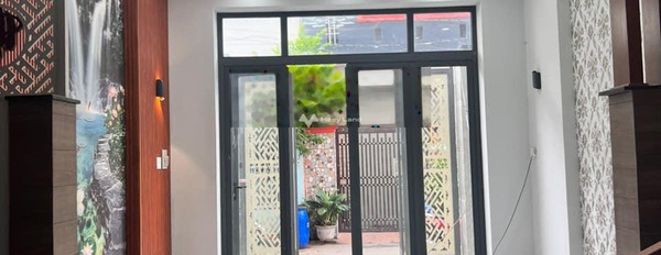 Diện tích 52m2 bán nhà ở vị trí nằm tại Lã Xuân Oai, Tăng Nhơn Phú A hướng Đông - Bắc căn nhà bao gồm 3 phòng ngủ 3 WC khách có thiện chí liên hệ ngay-03